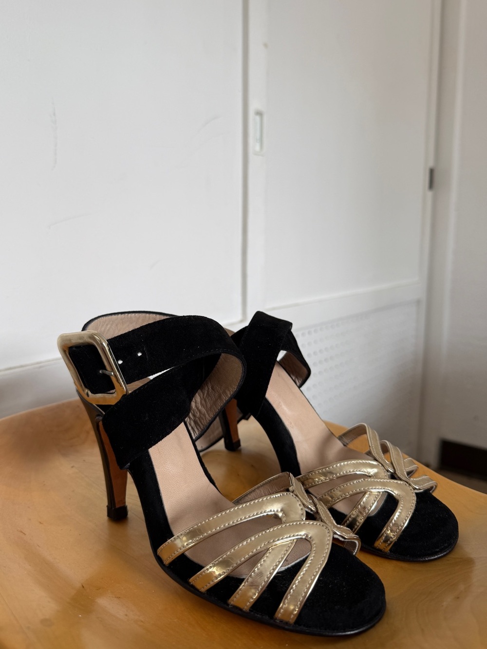 Suede Dance Shoes / Tango shoes Black and Gold Open-Toe Strappy High Heels from